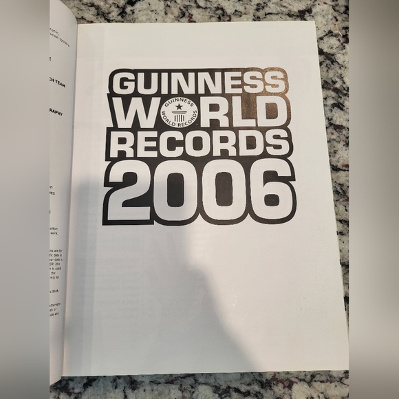 NGC Guinness World Records 2006 With New Giant Folding Out Features - Picture 4 of 5